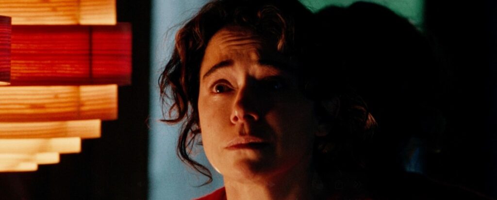 critica-para-sempre-medo-aposta-no-misterio-mas-decepciona-com-vazio-frustrante